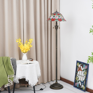 Lámpara de pie Tiffany de alta calidad a precio Goos de Venta caliente con pantalla de lámpara de vidriera hecha a mano, pie Vintage para sala de estar - Product Image 3