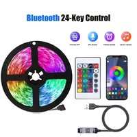 La bande lumineuse LED USB avec fonction RVB La bande lumineuse à diode flexible est utilisée pour la décoration de la chambre et de la maison