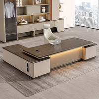 Ensemble de chaise de bureau de direction en bois moderne et durable avec rangement pour les bureaux du président/du directeur général/du président du conseil d'administration - Grand bureau