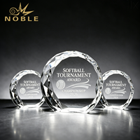 Trofeo de Softbol de Cristal Facetado Redondo Noble con Base Autoportante, Logotipo de Softbol Grabado con Láser, Premio Personalizado para Torneos