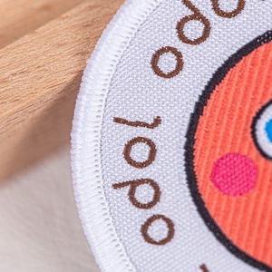 Tùy chỉnh logo thương hiệu dệt nhãn các bản vá lỗi cho quần áo - Product Image 4
