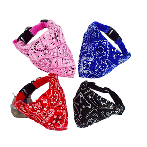 작은 개와 고양이를 위한 고급 친환경 삼각 스카프 유행 나일론 인쇄 칼라 반다나 액세서리 - Product Image 5
