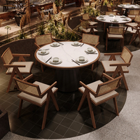 Ensemble de table et chaises de salle à manger en bois massif au design moderne pour la rénovation de restaurants, bistrots, décoration intérieure personnalisée, vente en gros
