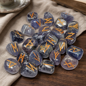 Piedras Rúnicas de Iolita, Juego de Gemas Pulimentadas, Forma Irregular, Tema del Amor, Artículo Coleccionable, Marca Rozrincrincrystals.com, Origen Gujarat - Product Image 3