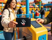 Muestra Gratuita de Tarjeta NFC de PVC Personalizada con Código QR Único para Redes Sociales