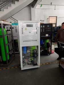 نظام التناضح العكسي التجاري مع وحدة معالجة مسبقة مدمجة، وحدة معالجة المياه بالتناضح العكسي والترشيح بسعة 250 لتر/ساعة - Product Image 3