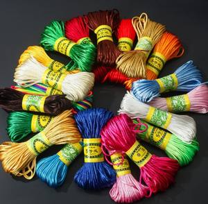 2.5mm <span class=keywords><strong>cordon</strong></span> en nylon ciré fait à la main fil arc-en-ciel matériel pour Bracelets personnalisables sacs vêtements chaussures Textiles de maison - Product Image 6