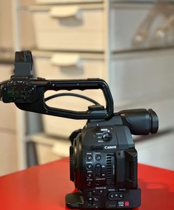 Caméra Cinéma HD d'entrée <span class=keywords><strong>de</strong></span> gamme Canon EOS C100 Mark II - <span class=keywords><strong>Prix</strong></span> <span class=keywords><strong>de</strong></span> Gros - Product Image 2