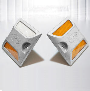 Дорожный маркер для безопасности движения, светоотражающий дорожный колпачок, прямые поставки с завода - Product Image 1