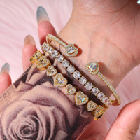 Dropshipping Ensemble de bijoux 3 pièces en laiton style Hip Hop, comprenant Bracelet cubain, Bracelet jonc et Bracelet tennis 5 mm, entièrement serti de zircon 5A en forme de cœur