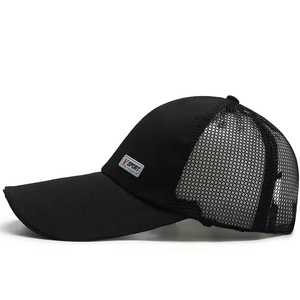 Casquette de baseball en maille de coton de haute qualité OEM, rouge et noire, style camionneur pour adultes, avec logo personnalisé, style sportif, vente en gros - Product Image 2