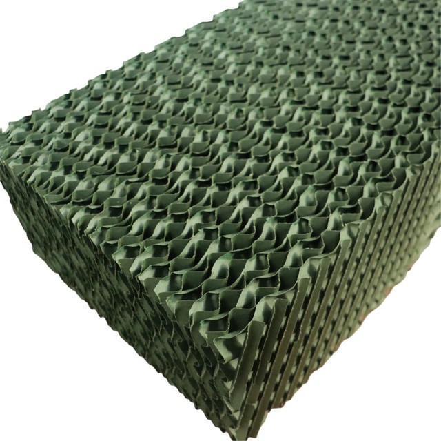New Evaporative Cooling Pad Kraft Paper Honeycomb-For Livestock Farm Relieve Heat Stress Improve Animal Productivity 5-6 Year