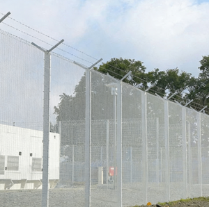 Уличные ворота для забора из ДПК с ПВХ-покрытием, для обеспечения безопасности дома, легко собираемые, экологичные, водонепроницаемые, белые, в европейском садовом стиле - Product Image 4