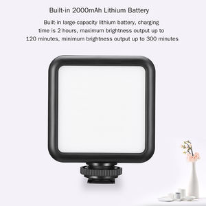ขายดีไฟวิดีโอ LED <span class=keywords><strong>VL49</strong></span> <span class=keywords><strong>ulanzi</strong></span> 6W แบตเตอรี่ขนาดเล็กในตัว2000mAh ไฟถ่ายภาพ5500K สำหรับกล้อง Canon Nikon SONY DSLR - Product Image 3