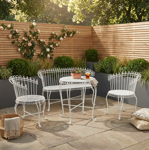 Ensemble <span class=keywords><strong>de</strong></span> conversation d'extérieur en fil métallique vintage, finition blanche résistante aux intempéries - Product Image 1