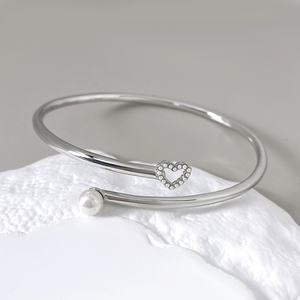 Fashion Jewelry <b>Bracelets</b> Bangles 18K Gold Plated Trendy Pearl Heart <b>Charm</b> <b>Bracelet</b> for Women - Product Image 3