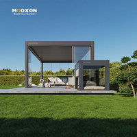 Pérgola bioclimática moderna con persianas ajustables y sistema de luz LED integrado