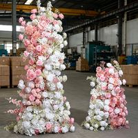 Ensemble d'arche de fleurs artificielles en corne blanche rose 5D de luxe pour la décoration de scène de mariage