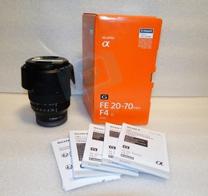 HFT Professional FE 20-70mm F/4 Full-Frame Lens for DSLR/Mirrorless 136mm 0.25m 0.39x 9 Blades Camera Digital - Product Image 1