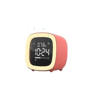 <span class=keywords><strong>Réveil</strong></span> avec batterie rechargeable, veilleuse mignonne de type téléviseur, <span class=keywords><strong>réveil</strong></span> pour enfants, filles, adolescents, chambre à coucher, chevet, bureau, <span class=keywords><strong>réveil</strong></span> numérique - Product Image 3