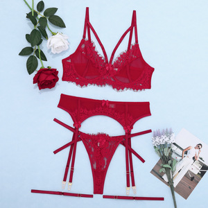 Ensemble de Lingerie Sexy en Dentelle 3 Pièces pour Femme – Soutien-Gorge à Armatures, Porte-Jarretelles et String en Maille Transparente – Sous-vêtements et Nuisette pour Dames – Vente en Gros - Product Image 6