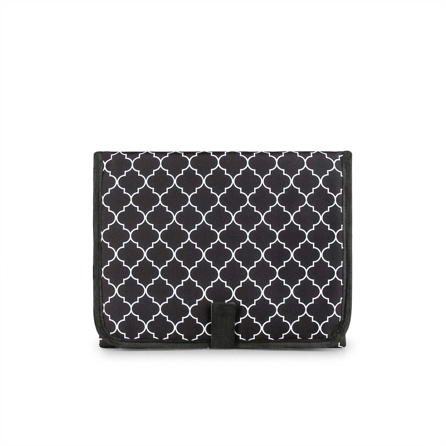 Black and white geometry