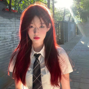 วิกผมผู้หญิงแบบเต็มศีรษะ ทรงผมหน้าม้าบางเบา สีแดง ดูเป็นธรรมชาติ โด่งดังทางอินเทอร์เน็ต สมจริง น่ารัก ผมยาวตรง แบบมีหมวกคลุม - Product Image 2