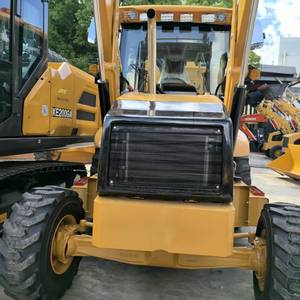 Retroexcavadora usada original CAT 420F2 con motor Cat C4.4, brazo extensible y multifuncional para excavación y carga, ideal para municipios. - Product Image 4