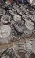 Pièces de camion de haute qualité AZ7121325259 – Ensemble différentiel de couvercle de boîtier de pont pour SINOTRUK HOWO