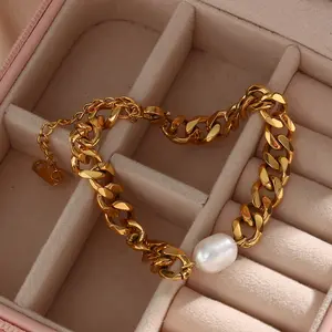 Braccialetti di perle d'acqua dolce naturali placcati oro in acciaio inossidabile regolabili alla moda da donna