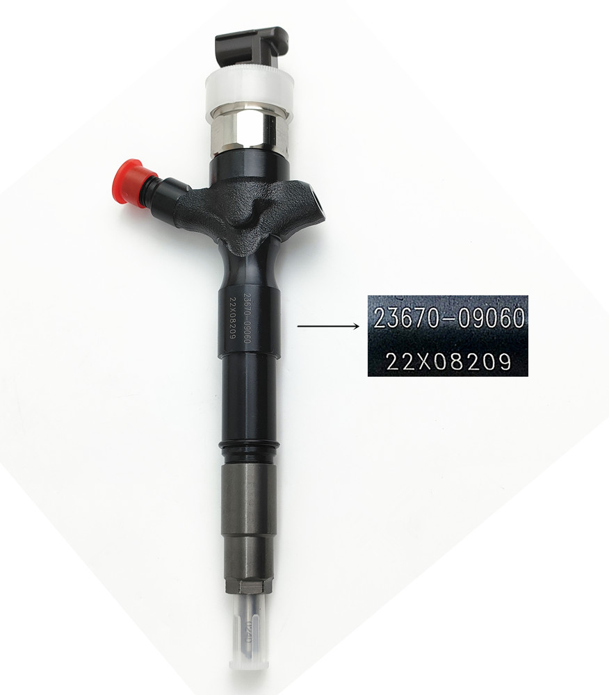 Wholesale Diesel Injector 095000-5930 Common Rail Injector 23670-09060 for TOYOTA 2KD-FTV