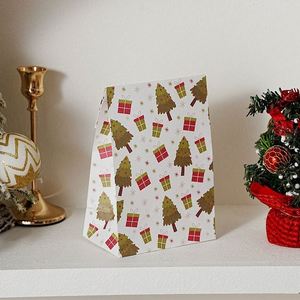 LILA Low Moq Exquisite Premium Paper Bagwith Ribbon Handle Elegant Paper Packaging for <b>Shopping</b> Bags - Product Image 3