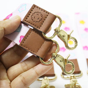 Longe porte-clés court de sublimation en polyester avec logo personnalisé d'usine Kofei lanière de poignet de moto avec porte-clés - Product Image 2