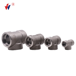 1/2 inch <span class=keywords><strong>TEE</strong></span> 2000psi <span class=keywords><strong>CS</strong></span> A105 <span class=keywords><strong>ASTM</strong></span> B 16.11 giả mạo màu đen chống gỉ dầu áp lực NPT phụ kiện đường ống ren cao cho lĩnh vực dầu - Product Image 6