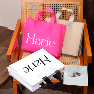 Borse <span class=keywords><strong>per</strong></span> T-shirt di Lusso Personalizzate con Logo, in PE, con Manico Fustellato, <span class=keywords><strong>per</strong></span> Boutique, Cornici e Abbigliamento - Product Image 1