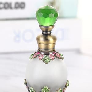 15ml Européen Moyen-Orient Dubaï En Métal Alliage Breveté Prune Fleurs Parfum Bouteille D'huile Essentielle de Verre Vide Attar Bouteilles #81136S - Product Image 3