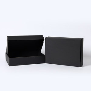 Cajas de Envío Ecológicas Impresas en Plata sobre Negro - Cajas de Cartón Corrugado Negro Mate Personalizadas para Tecnología y Ropa - Product Image 4