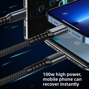Câble de charge super rapide 100W trois-en-un avec <span class=keywords><strong>connecteur</strong></span> Type-C pour téléphones mobiles, voyant lumineux - Product Image 3
