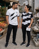 Europäische Elite-Fußballtrikot-Kollektion Premium-Fußballshirts Match-Kit Atmungsaktives Gewebe OEM ODM Lieferant