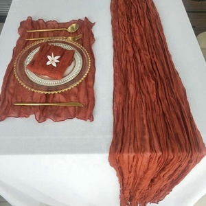 Chemin <span class=keywords><strong>de</strong></span> table rustique en <span class=keywords><strong>coton</strong></span> <span class=keywords><strong>de</strong></span> Noël personnalisé en <span class=keywords><strong>gaze</strong></span> <span class=keywords><strong>de</strong></span> <span class=keywords><strong>coton</strong></span>, chemin <span class=keywords><strong>de</strong></span> table en <span class=keywords><strong>gaze</strong></span> <span class=keywords><strong>de</strong></span> <span class=keywords><strong>coton</strong></span> <span class=keywords><strong>de</strong></span> luxe pour mariage, couleur terre cuite - Product Image 3