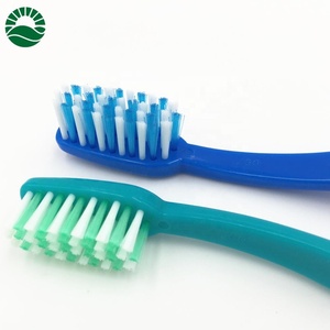 Famille 6 pack brosses à dents pour adultes - Product Image 5