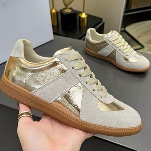 Chaussures de sport décontractées de luxe pour femmes, de qualité supérieure, en poudre et argent, sur mesure, simples et polyvalentes, à lacets - Product Image 2