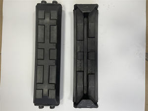 Vendita Diretta dalla Fabbrica: Pattini in Gomma Neri da <span class=keywords><strong>800mm</strong></span> con Clip per Cingoli in Acciaio, Pattini in Gomma Neri con Clip per Escavatori - Product Image 6