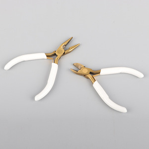 Diy Chrome Vanadium Steel Pliers 33 Mm Pointed Beak Smooth Jaw 1/2 In Width For Jewelry Wire Cutting And Crafting - Product Image 3