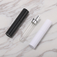 Mini Atomiseur Portable 8ml 10ml en Aluminium avec Intérieur en Verre, Design Twist-up, Rechargeable, Pompe Pulvérisatrice à Brume, Couleur Personnalisée, Voyage