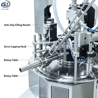 Machine automatique de remplissage et de bouchage de petits sachets pour liquides, pâtes, boissons, huiles comestibles et beurre de cacahuète