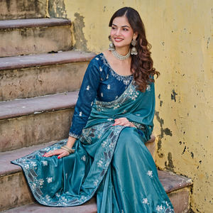 Sari de Seda Bordado para Mujer, Vestido Étnico Tradicional Indio para Bodas y Fiestas, Color Rosa Púrpura, Largo hasta el Suelo, Corte Regular - Product Image 4