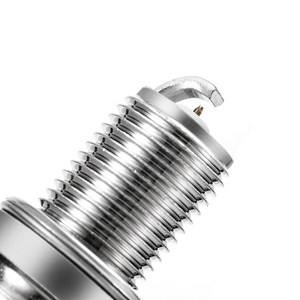 หัวเทียน NGK คุณภาพสูง ขายส่ง ระดับมืออาชีพ OEM 95VW-12405-CA 7090 BKR5EGP ราคาดีที่สุดสำหรับการใช้งานทั่วไป ขายดี - Product Image 3