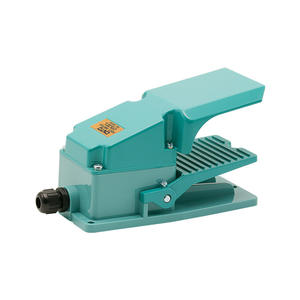 Interruptor de Pedal Eléctrico CNTD Changde CFS-302 15A 250V Carcasa de Aluminio y Plástico con Función de Reinicio Automático - Product Image 1