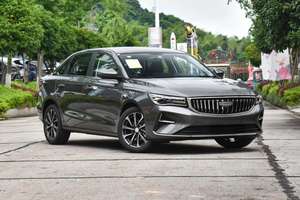 Cina all'ingrosso auto a benzina Geely Emgrand 2025 quarta generazione 1.5L DHT EMGRAND berlina nuove auto - Product Image 3